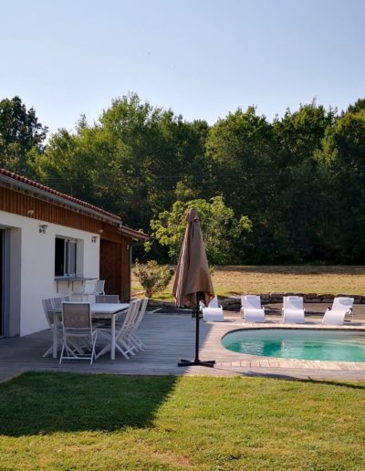 Gîte 2, vue coté piscine